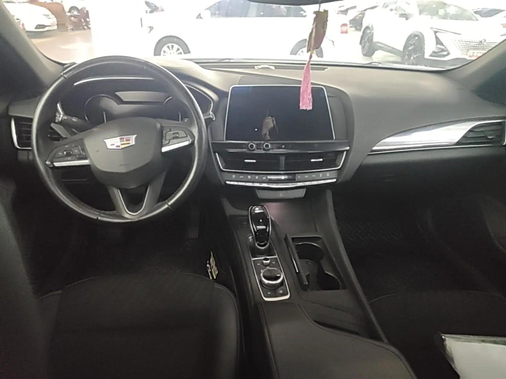 Cadillac CT5 2020 Revised Version 28T Tech Edition — миниатюра 13