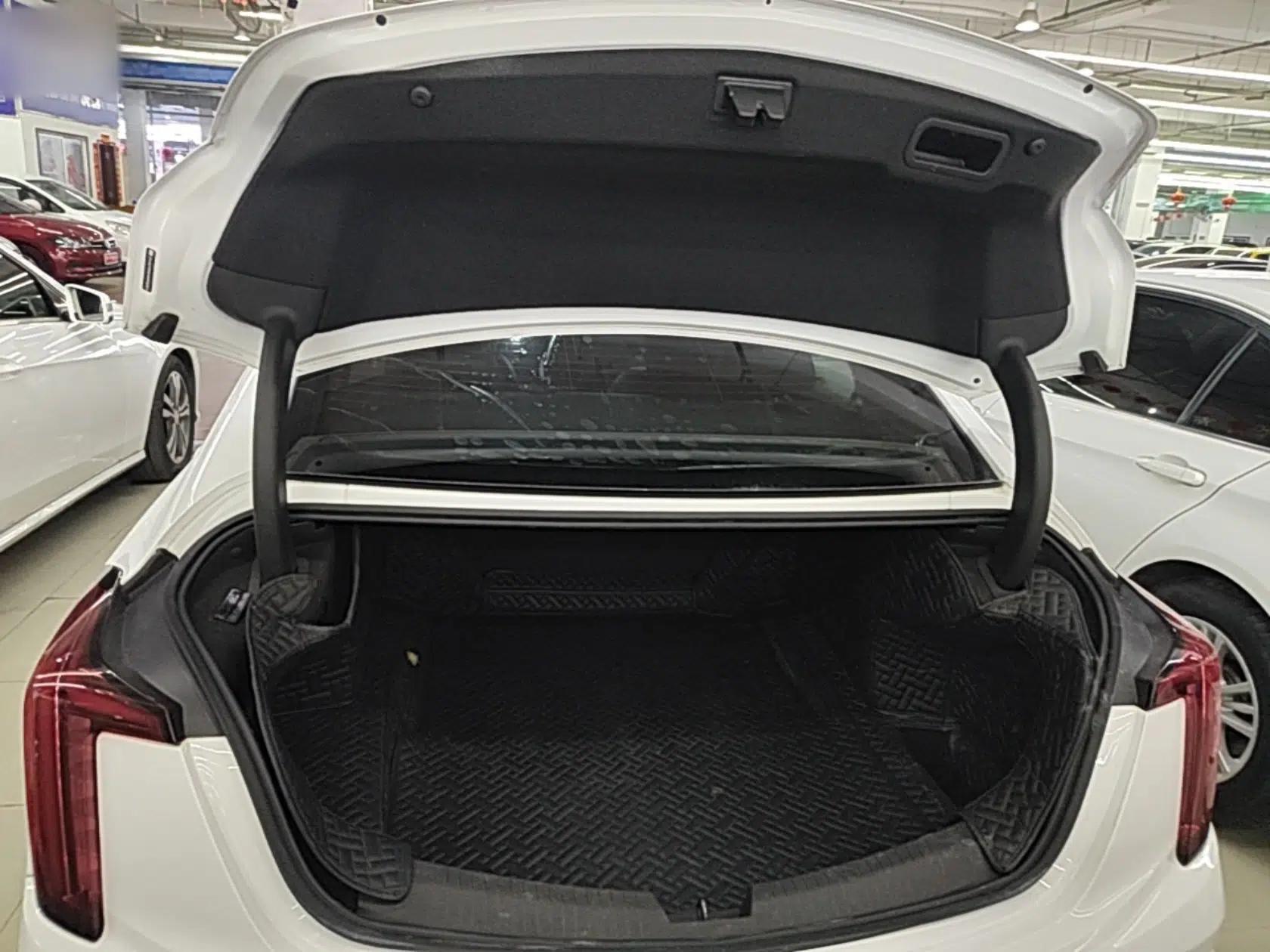 Cadillac CT5 2020 Revised Version 28T Tech Edition — миниатюра 22