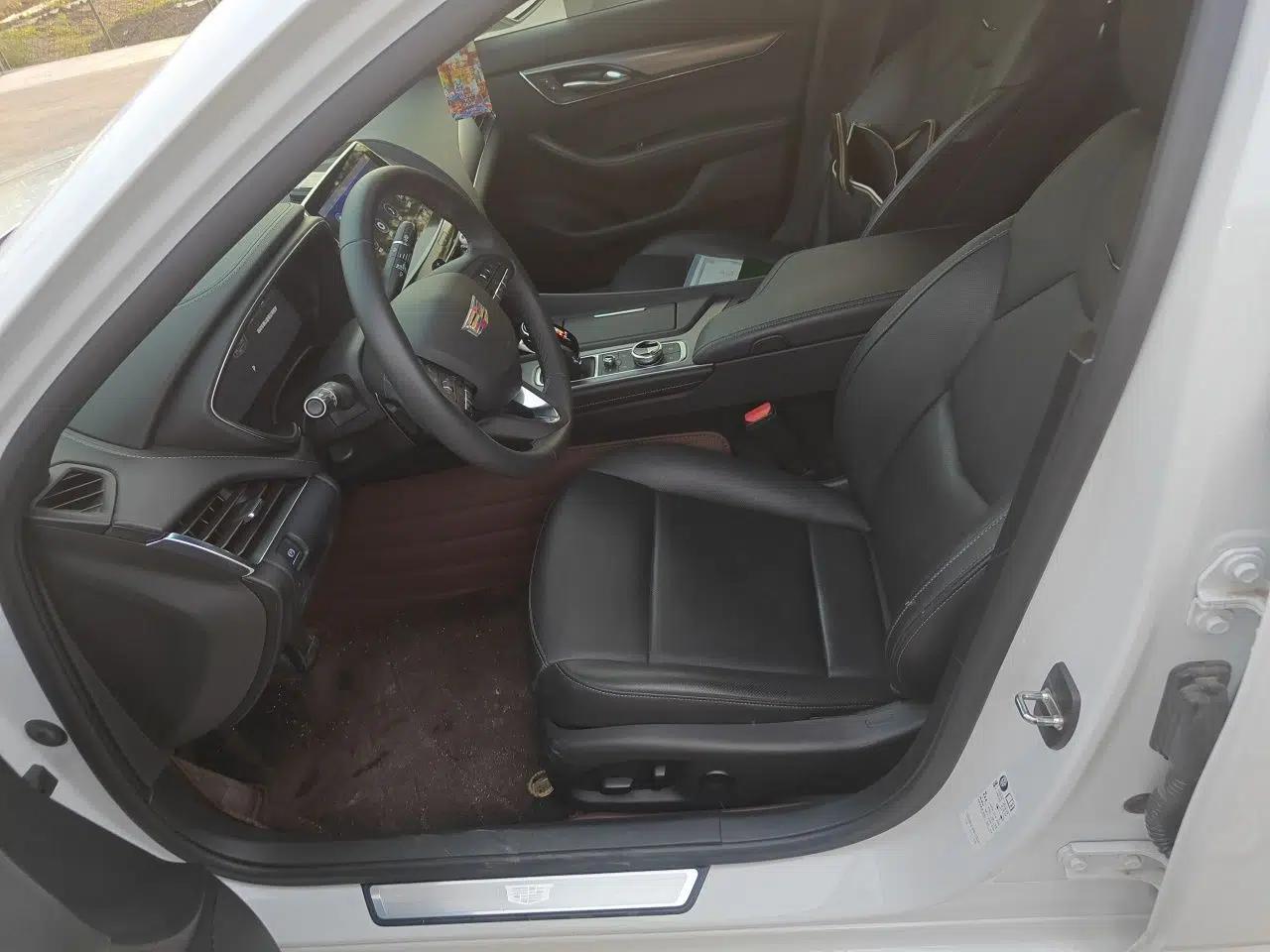 Cadillac CT5 2023 28T Luxury Edition (Standard Version) — миниатюра 16