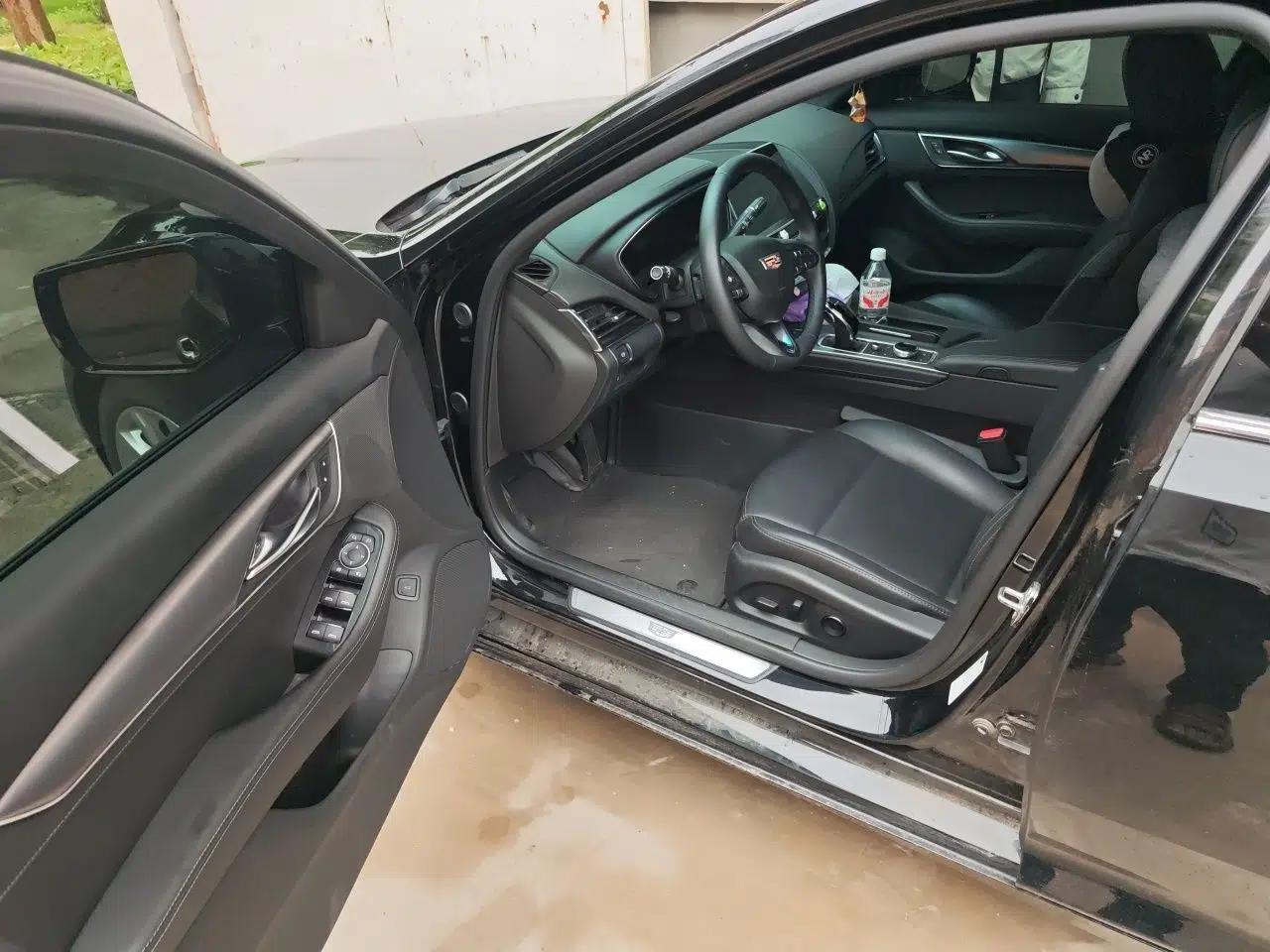 Cadillac CT5 2023 28T Luxury Edition (Standard Version) — миниатюра 17