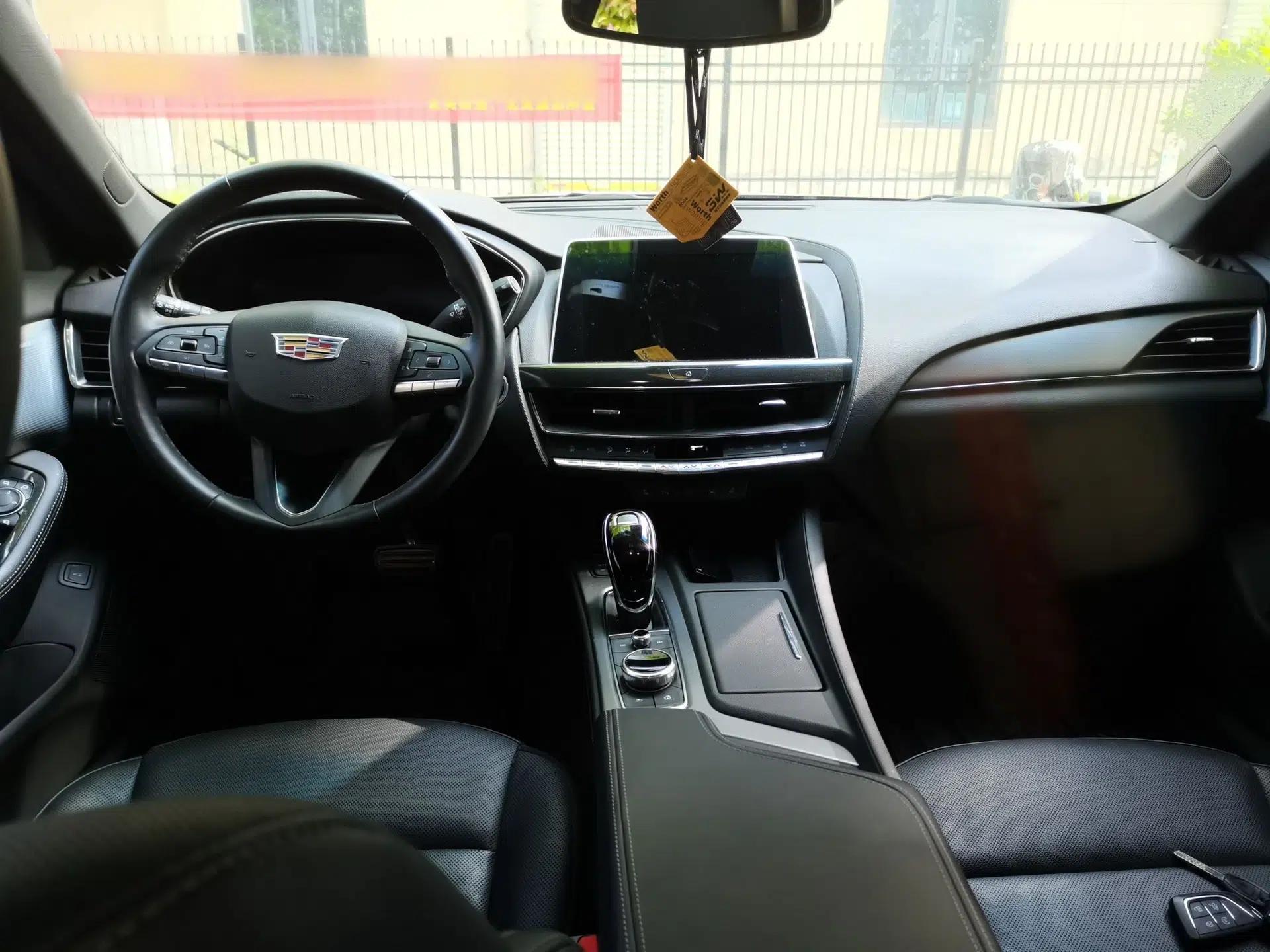 Cadillac CT5 2023 28T Prestige Model — миниатюра 10