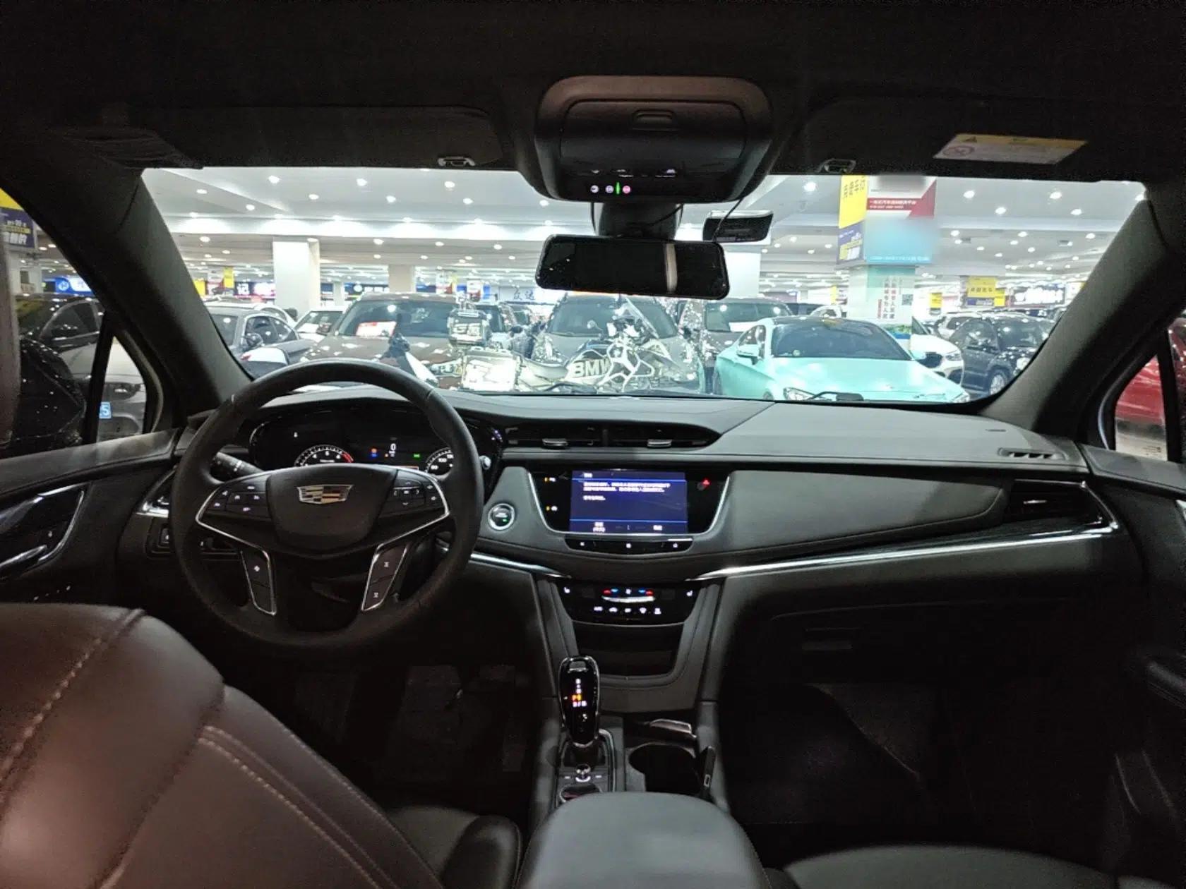 Cadillac XT5 2021 2.0T Two-Wheel Drive Luxury Version — миниатюра 13