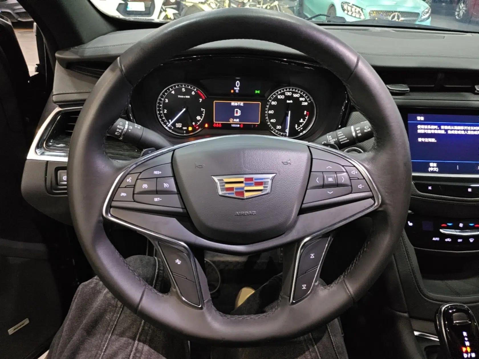Cadillac XT5 2021 2.0T Two-Wheel Drive Luxury Version — миниатюра 14