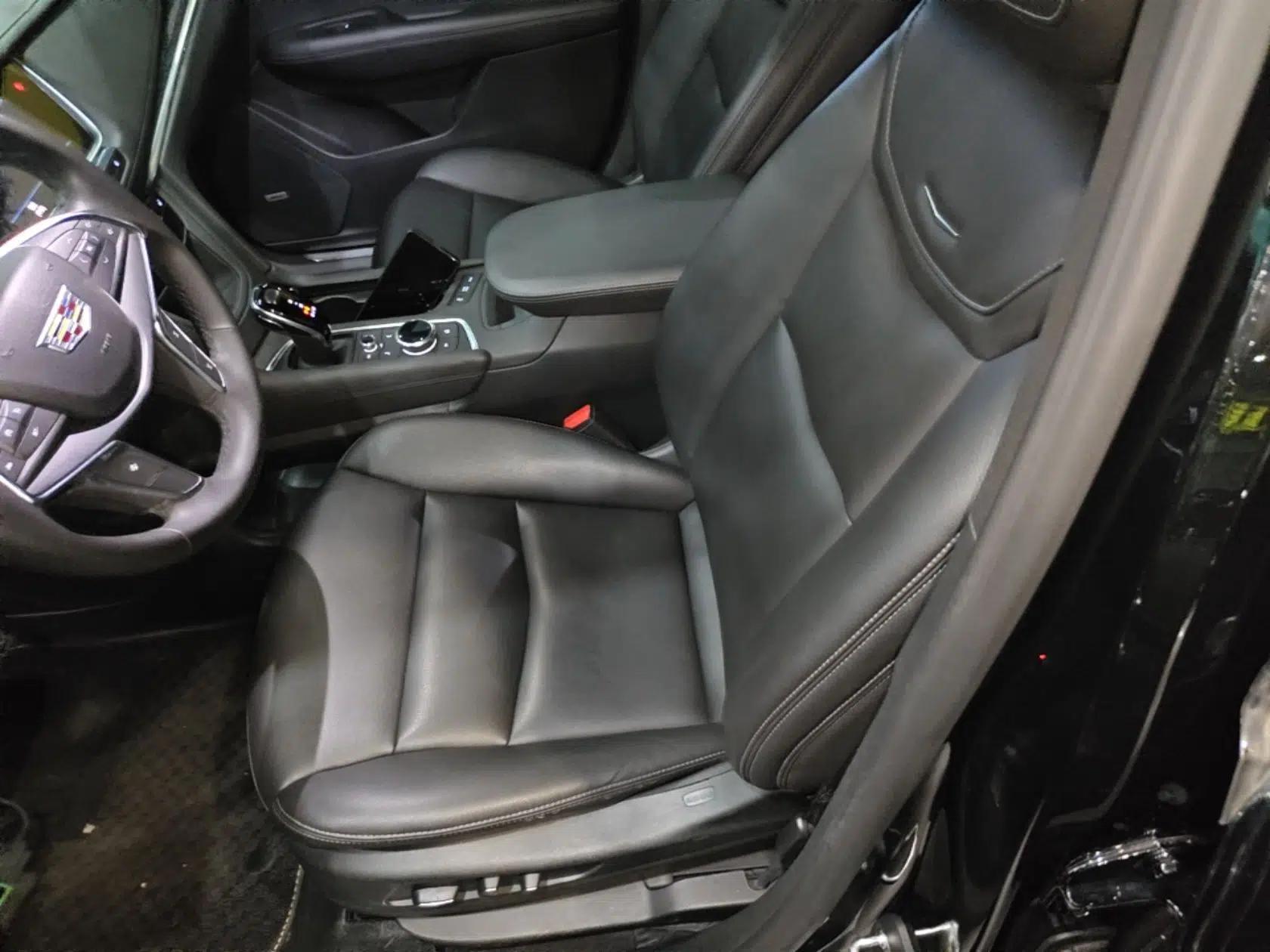 Cadillac XT5 2021 2.0T Two-Wheel Drive Luxury Version — миниатюра 18