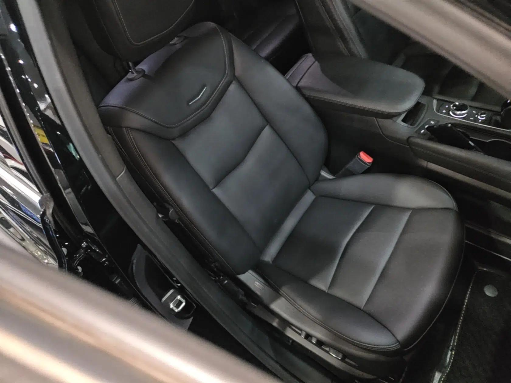 Cadillac XT5 2021 2.0T Two-Wheel Drive Luxury Version — миниатюра 23