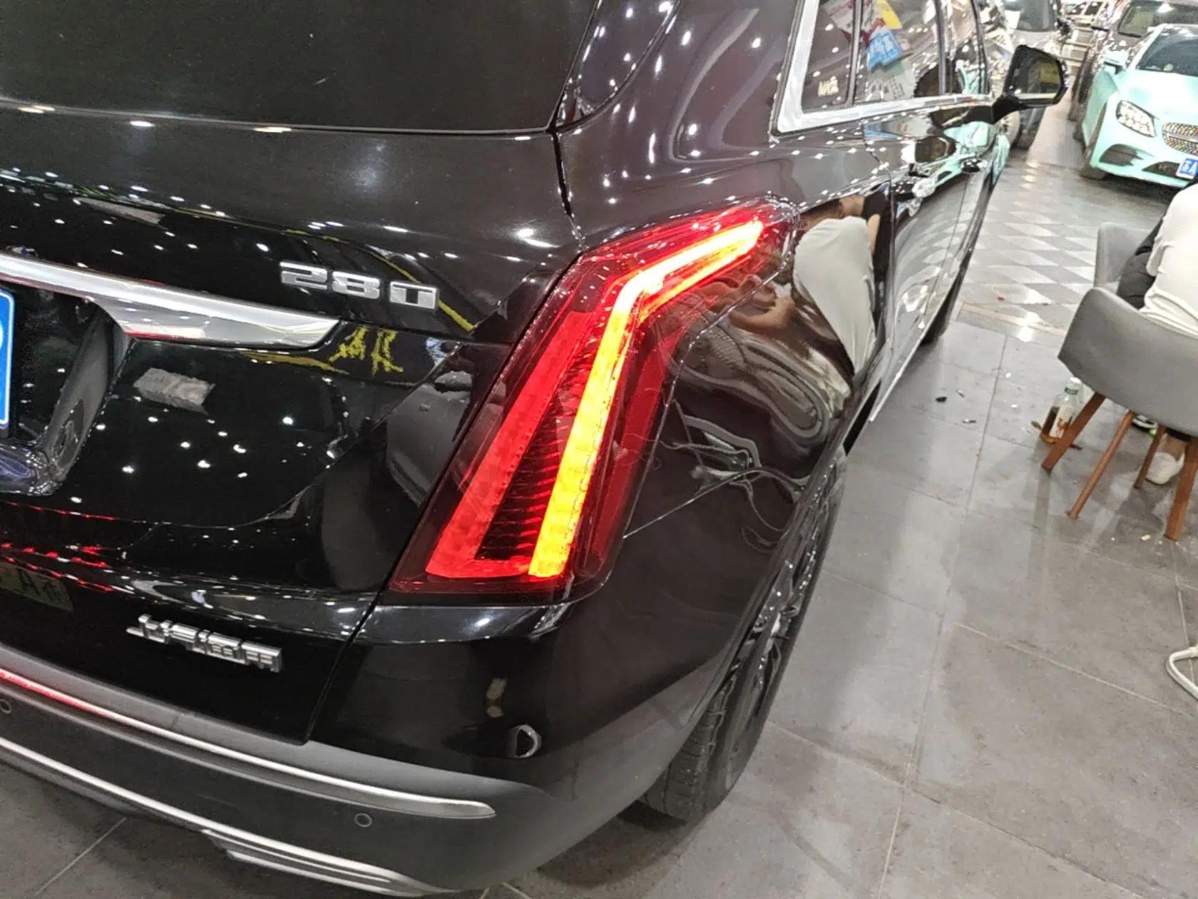 Cadillac XT5 2021 2.0T Two-Wheel Drive Luxury Version — миниатюра 7