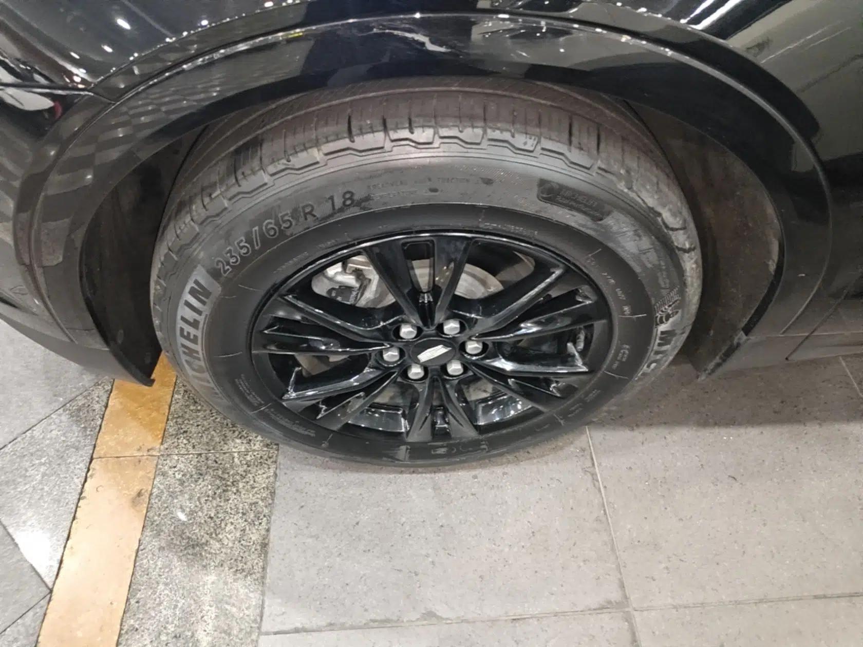 Cadillac XT5 2021 2.0T Two-Wheel Drive Luxury Version — миниатюра 8