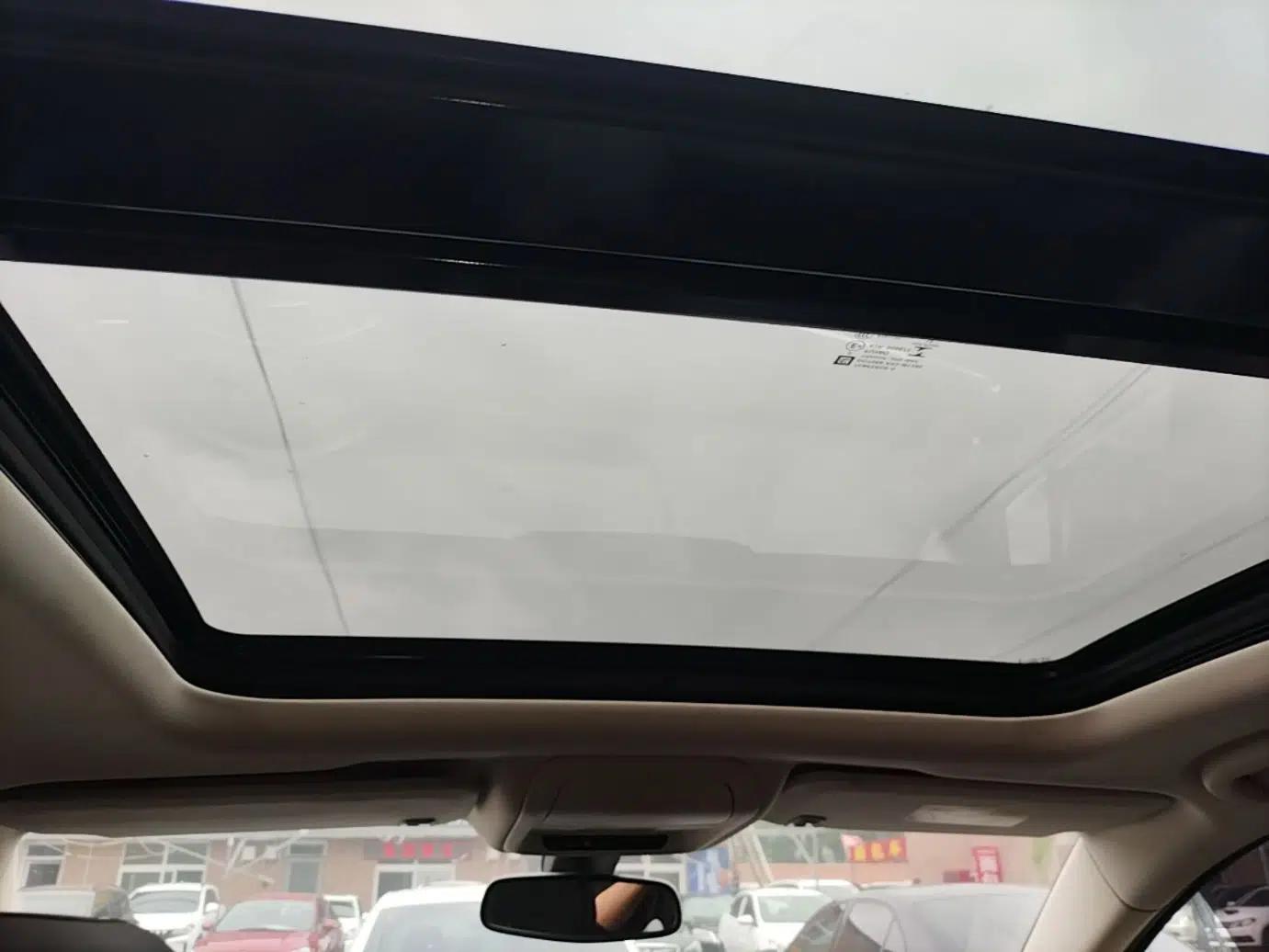 Cadillac XT5 2016 25T Luxury Model — миниатюра 21