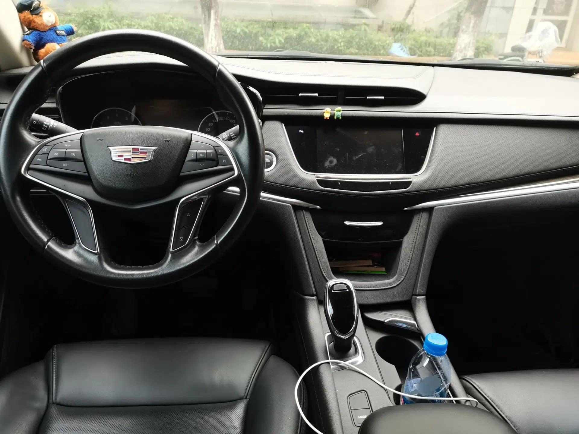 Cadillac XT5 2018 25T Luxury Model — миниатюра 10