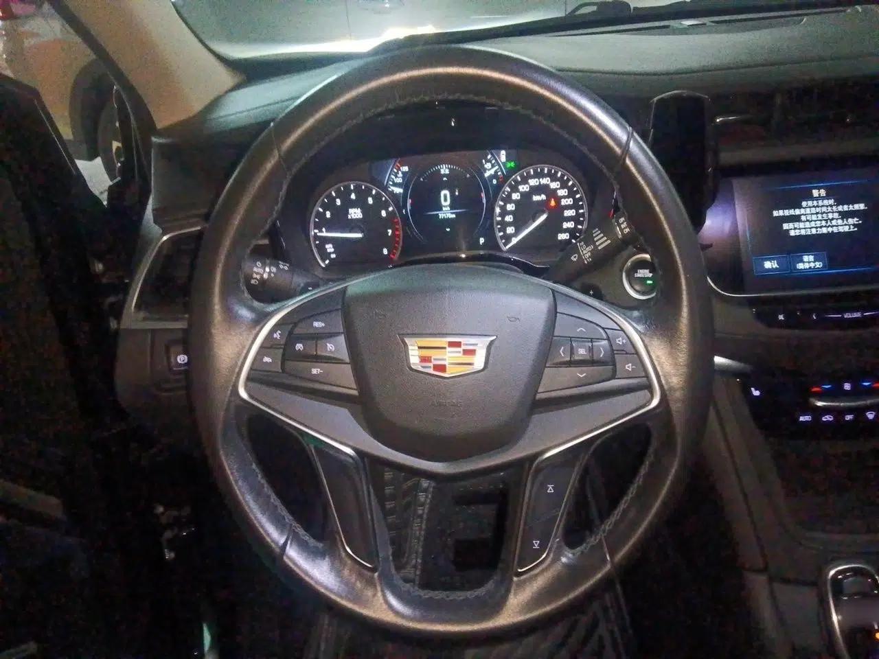 Cadillac XT5 2017 Anniversary Edition 28T Four-Wheel Drive Luxury Model — миниатюра 11