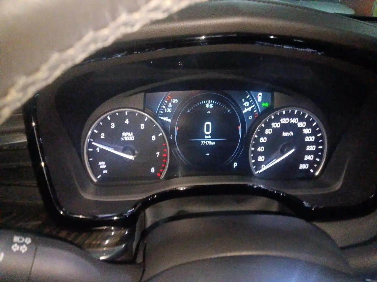 Cadillac XT5 2017 Anniversary Edition 28T Four-Wheel Drive Luxury Model — миниатюра 12