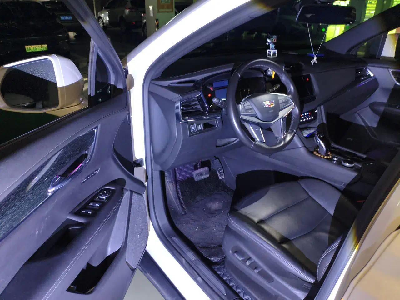 Cadillac XT5 2020 Revised Version 28T Luxury Edition — миниатюра 17