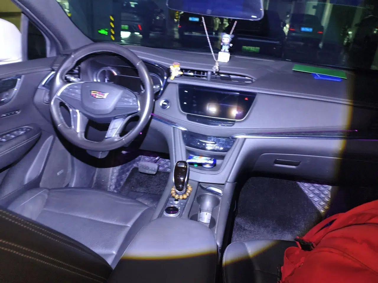 Cadillac XT5 2020 Revised Version 28T Luxury Edition — миниатюра 10