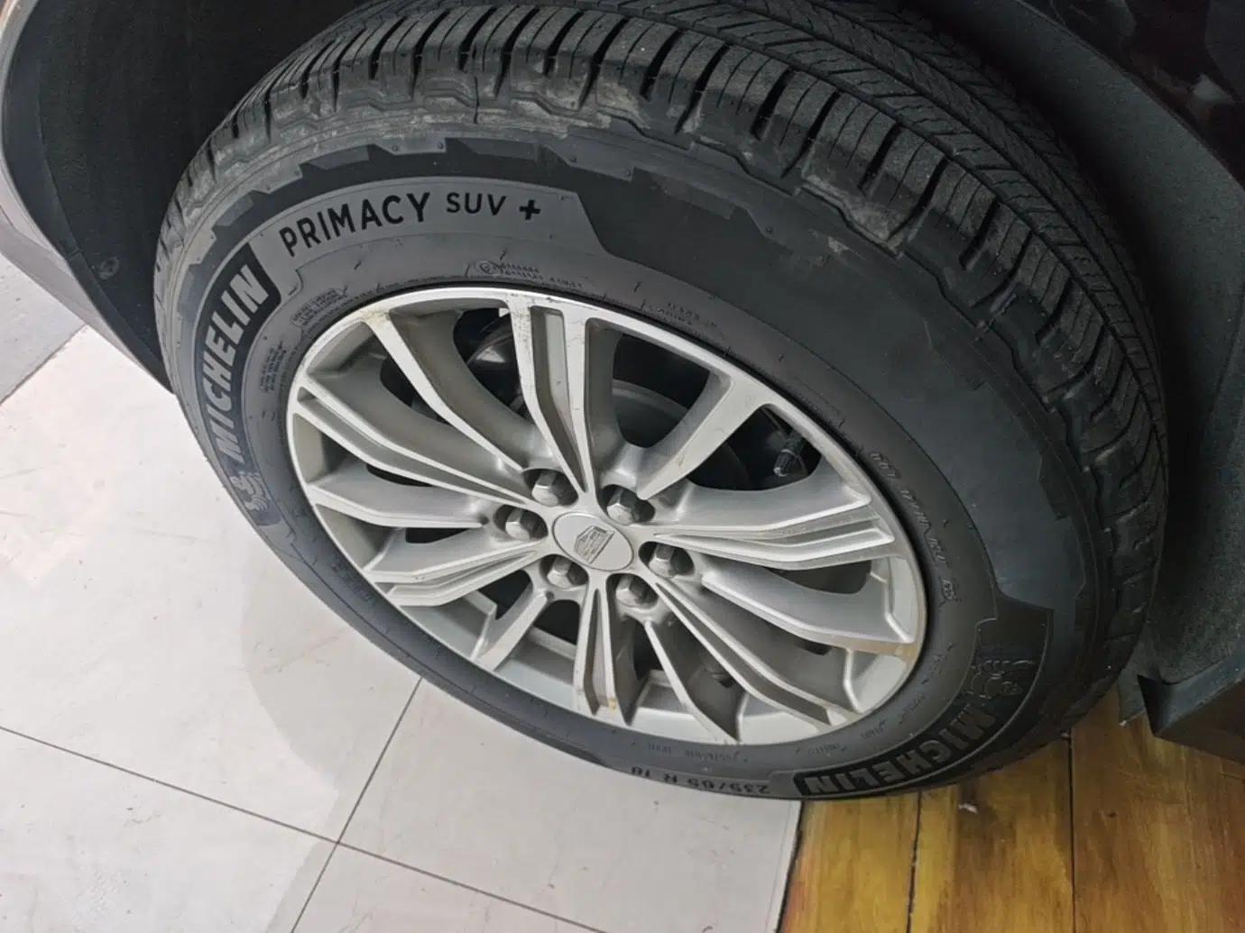 Cadillac XT5 2018 25T Luxury Model — миниатюра 4