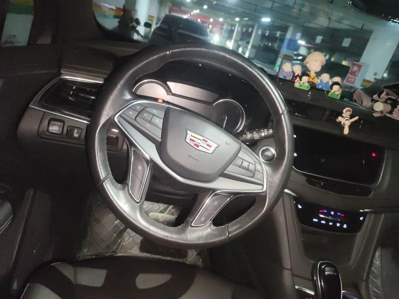 Cadillac XT5 2021 28T Luxury Model — миниатюра 11