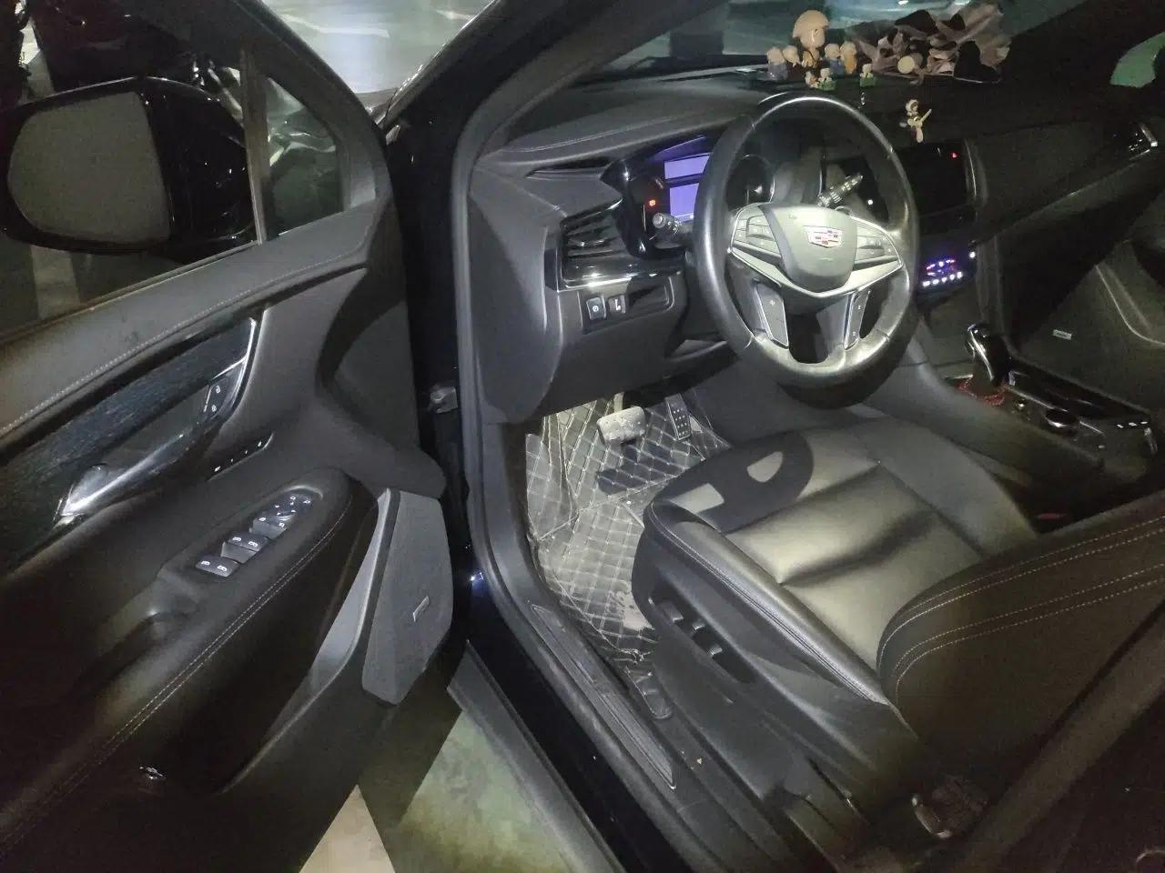 Cadillac XT5 2021 28T Luxury Model — миниатюра 17