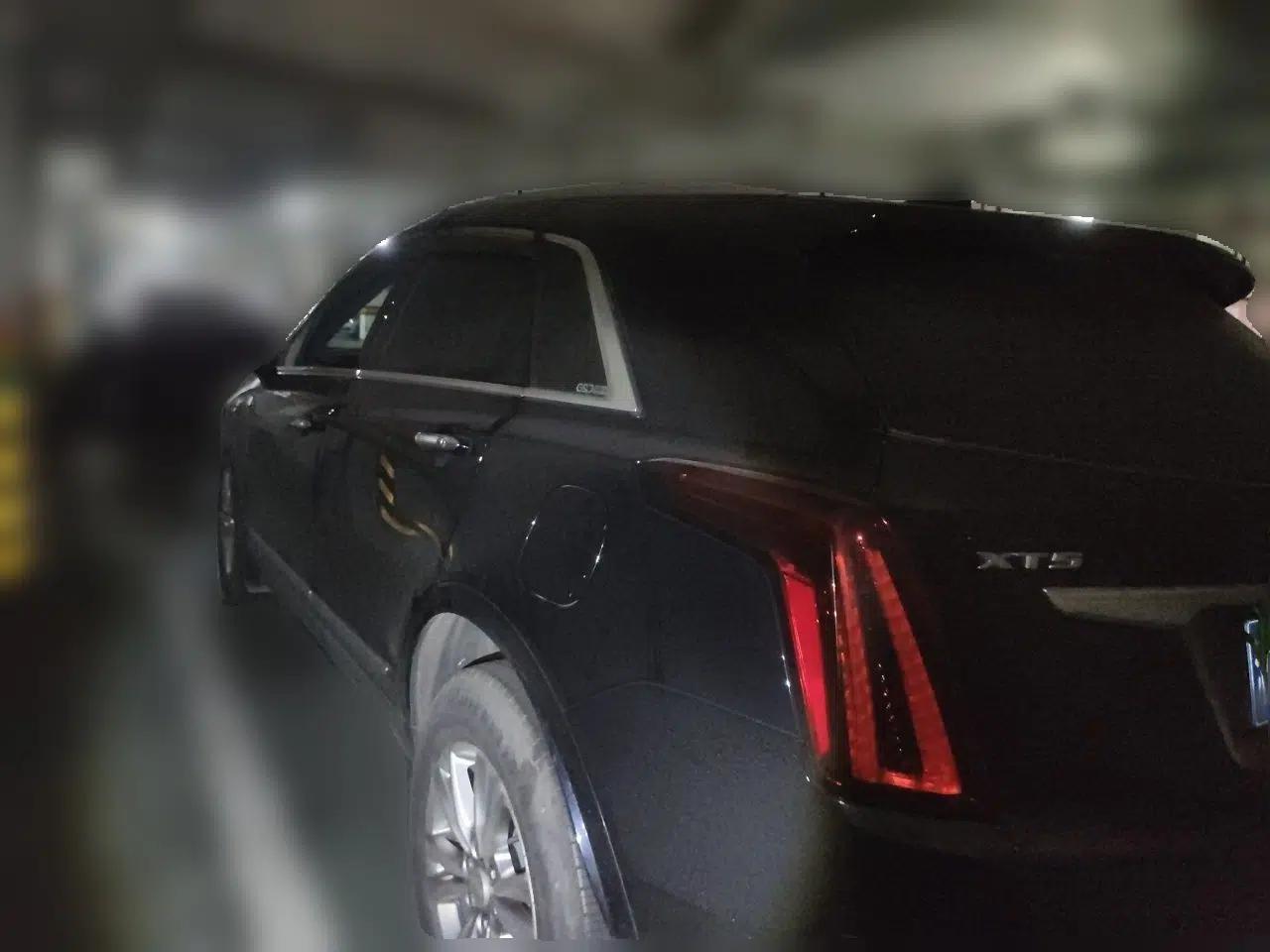 Cadillac XT5 2021 28T Luxury Model — миниатюра 4