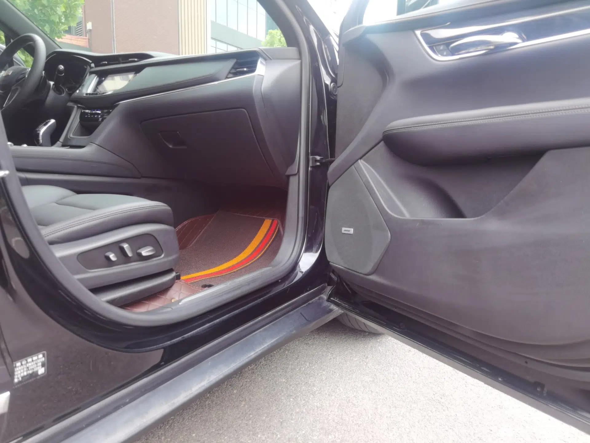 Cadillac XT5 2021 28T Luxury Model — миниатюра 16
