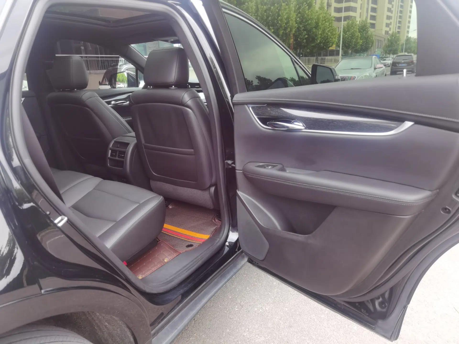 Cadillac XT5 2021 28T Luxury Model — миниатюра 17