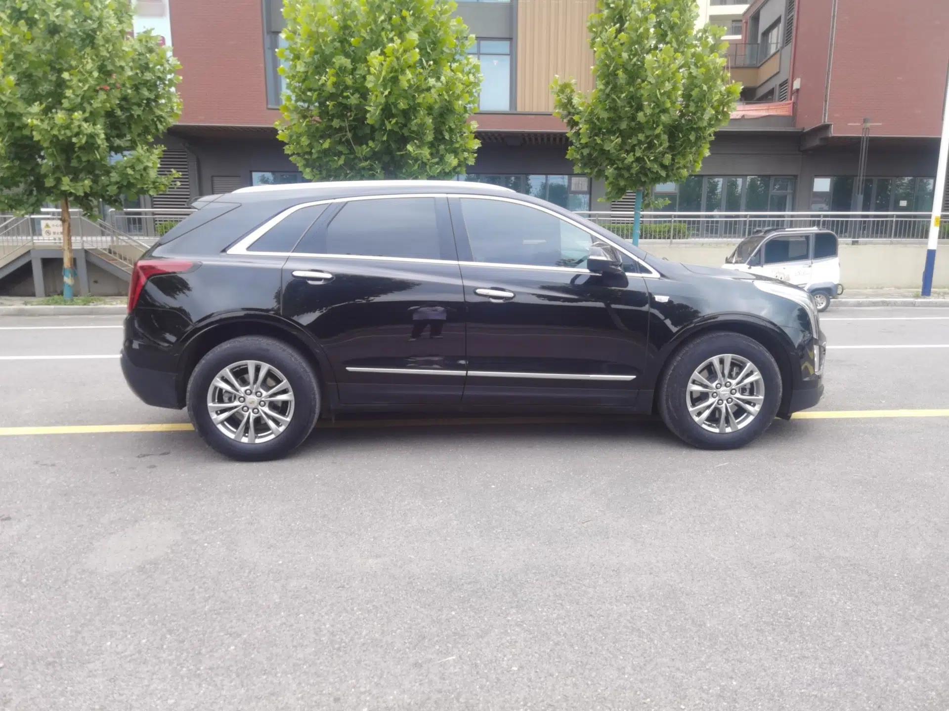 Cadillac XT5 2021 28T Luxury Model — миниатюра 3