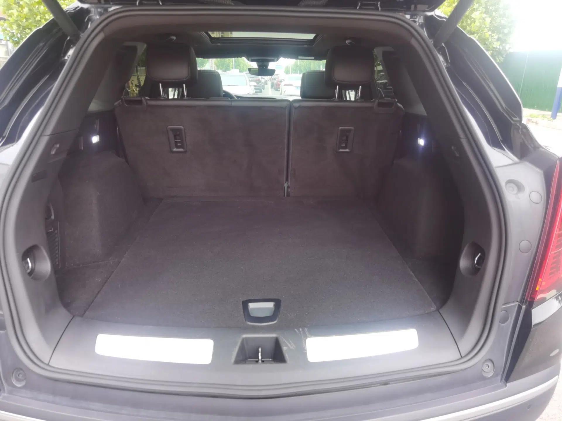 Cadillac XT5 2021 28T Luxury Model — миниатюра 8