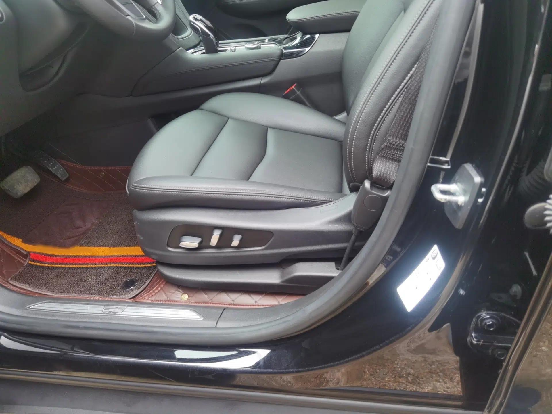 Cadillac XT5 2021 28T Luxury Model — миниатюра 10
