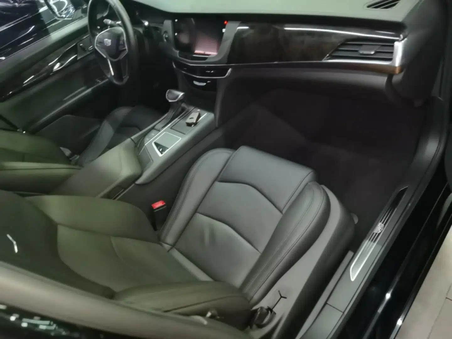 Cadillac CT6 2017 28T Luxury Model — миниатюра 23