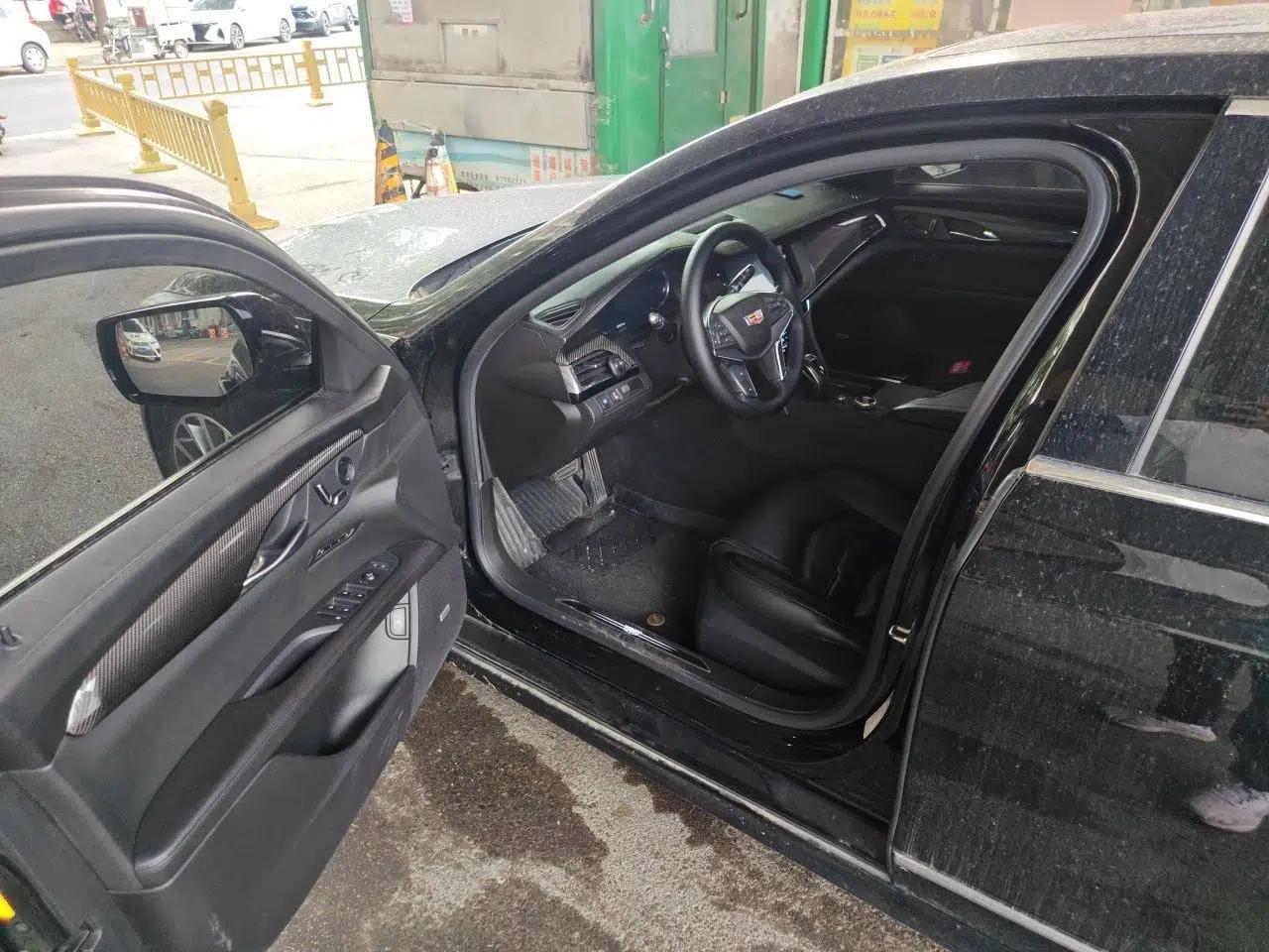 Cadillac CT6 2019 28T Leading Sport Model — миниатюра 17