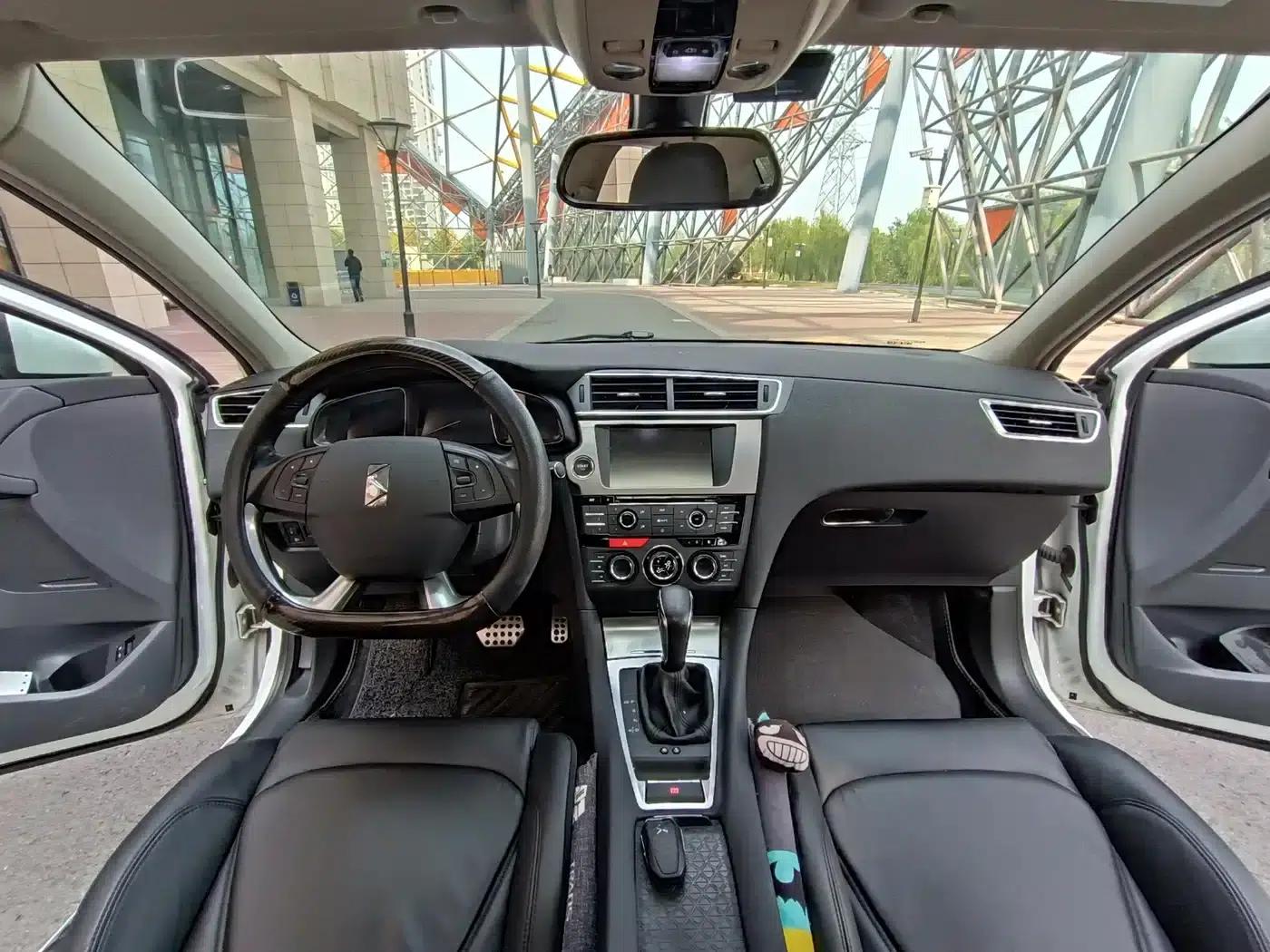 DS 5LS 2014 1.6T Luxury Edition THP160 — миниатюра 8