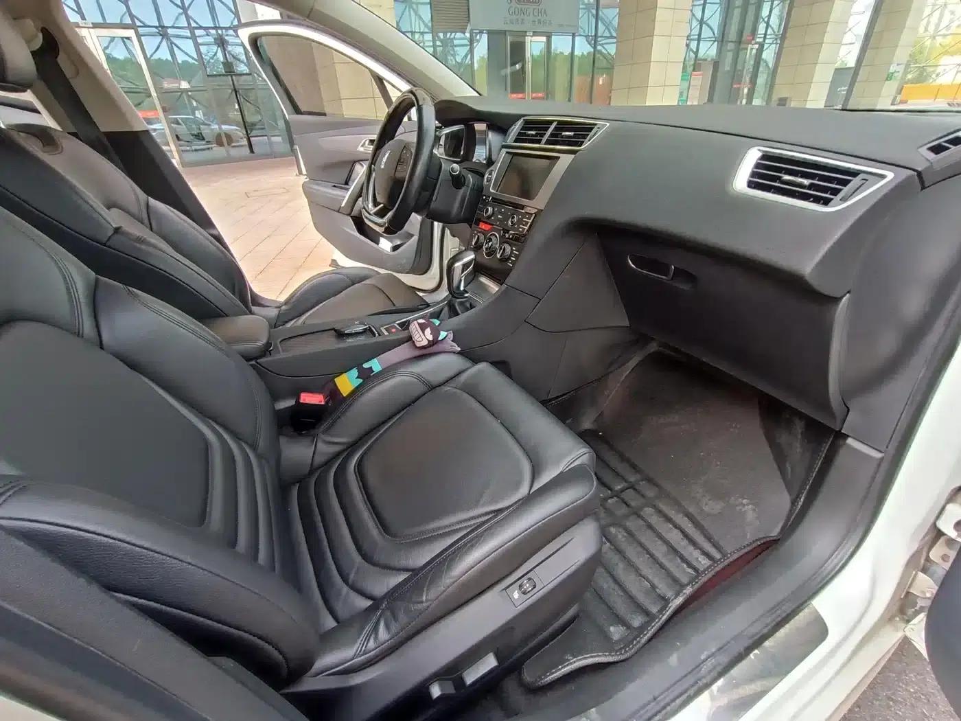 DS 5LS 2014 1.6T Luxury Edition THP160 — миниатюра 9