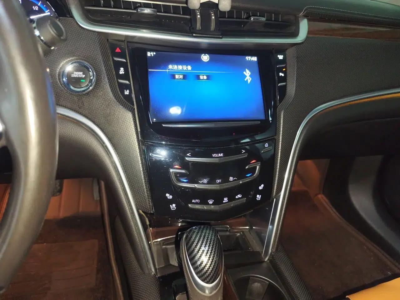 Cadillac XTS 2014 28T Luxury Model — миниатюра 14