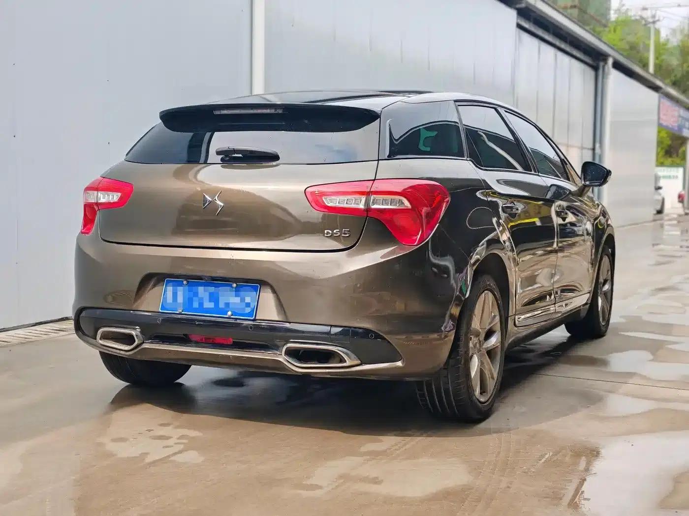 DS 5 2013 1.6T Luxury Edition THP200 — миниатюра 3