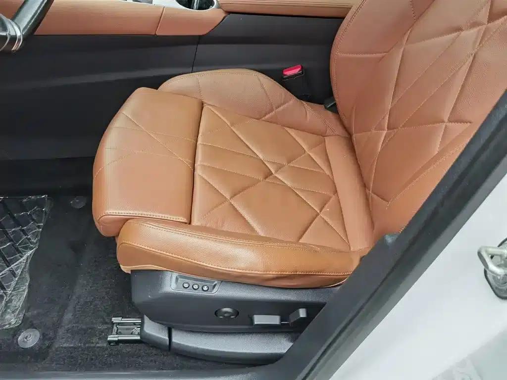 DS 7 2018 45THP Rivoli Pioneer Edition — миниатюра 20