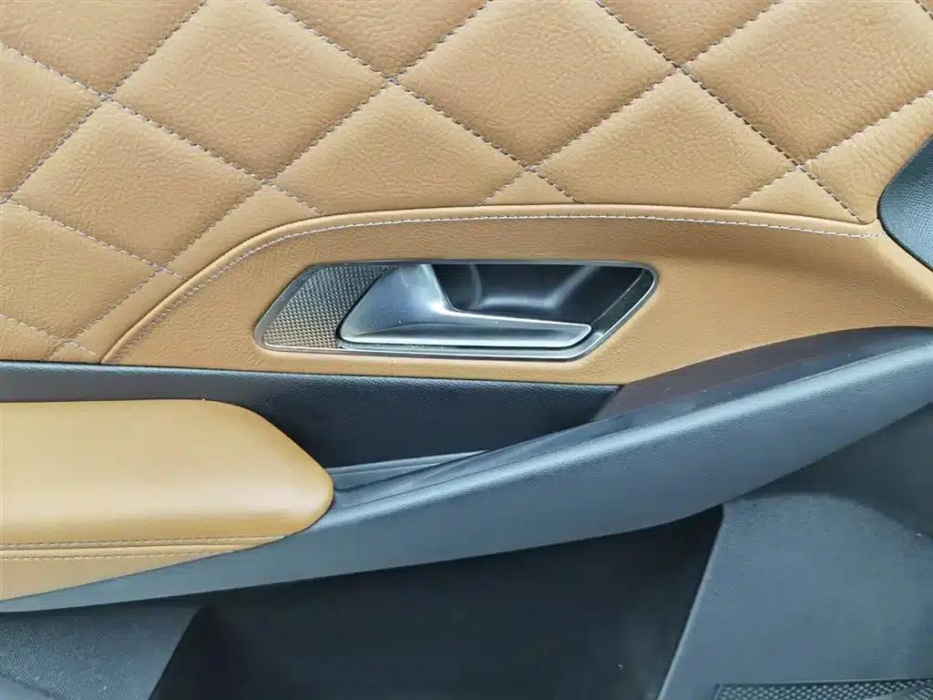 DS 7 2018 45THP Rivoli Pioneer Edition — миниатюра 9