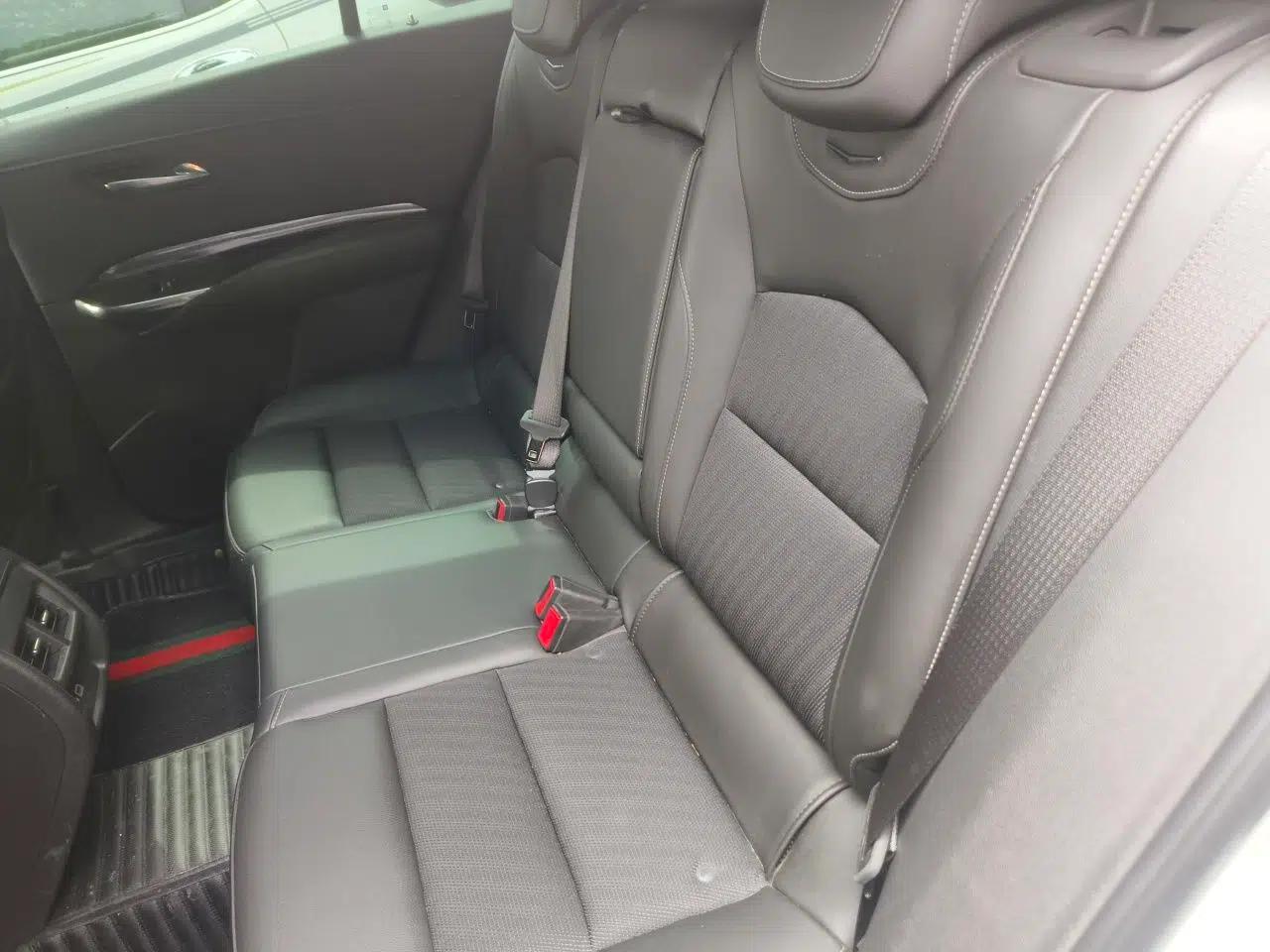 Cadillac XT4 2018 28T Two-Wheel Drive Tech Version — миниатюра 18