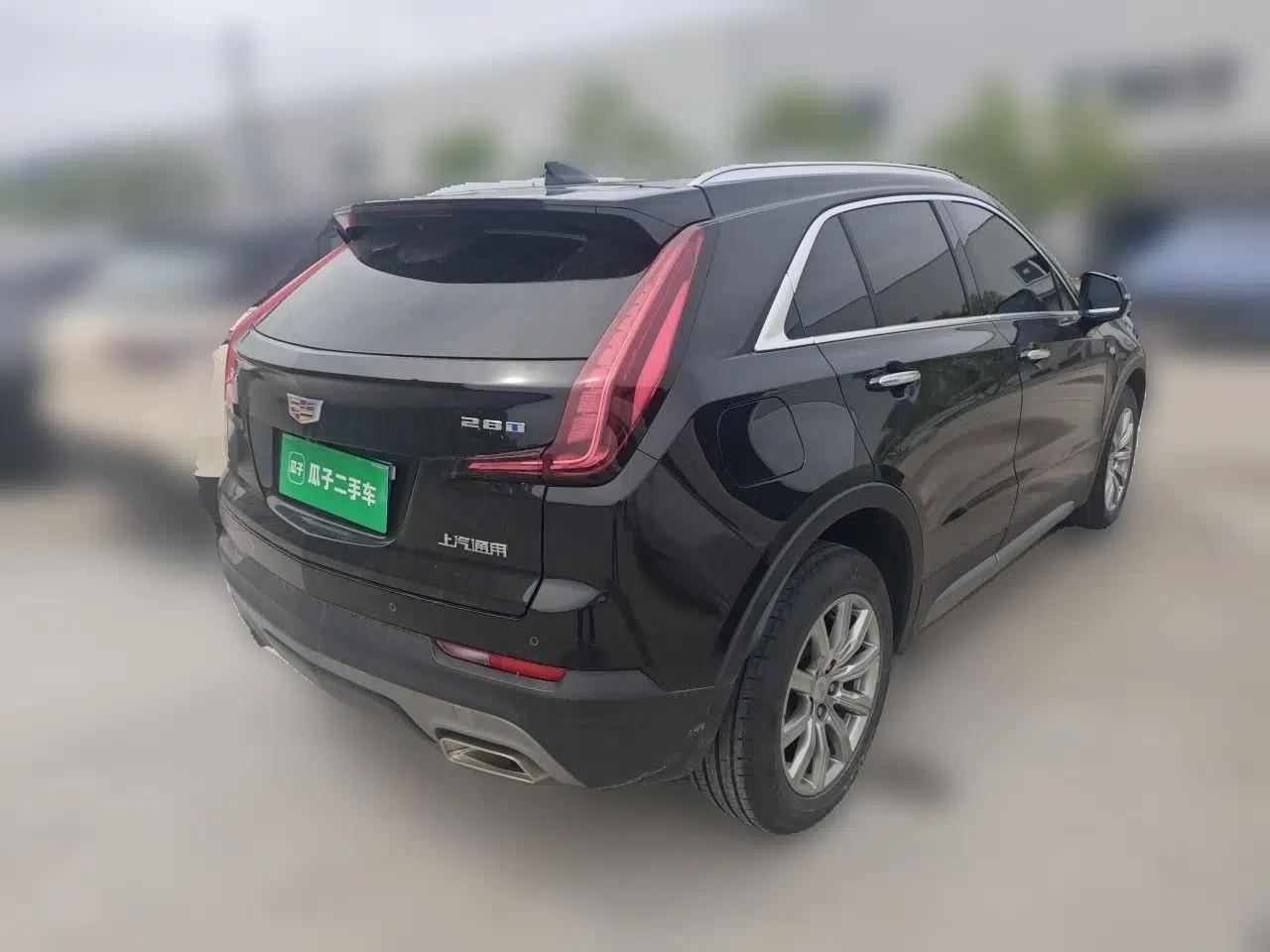 Cadillac XT4 2022 28T Two-Wheel-Drive Luxury Version — миниатюра 6
