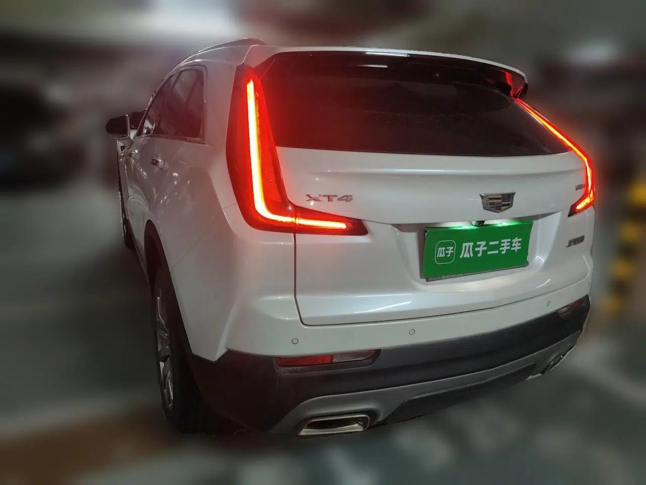 Cadillac XT4 2021 28T Two-Wheel Drive Leading Version — миниатюра 4