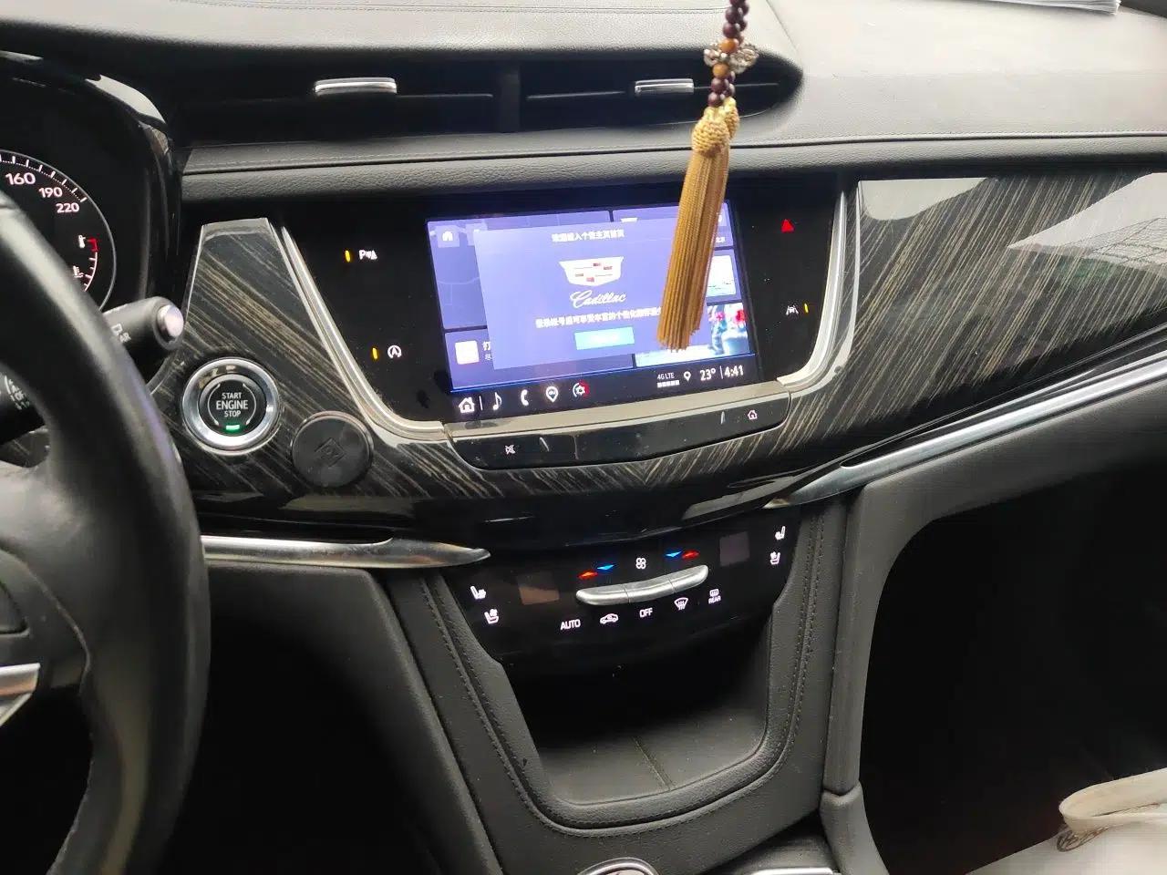 Cadillac XT6 2022 2.0T Six-Seater Four-Wheel Drive Luxury Version — миниатюра 14