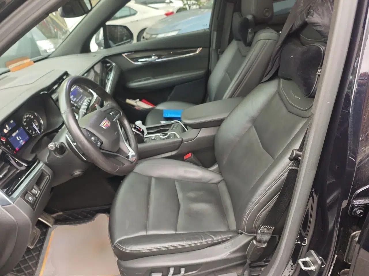 Cadillac XT6 2020 28T Six-Seater Luxury Sporty Enjoy-the-Comfort Safety Edition — миниатюра 16