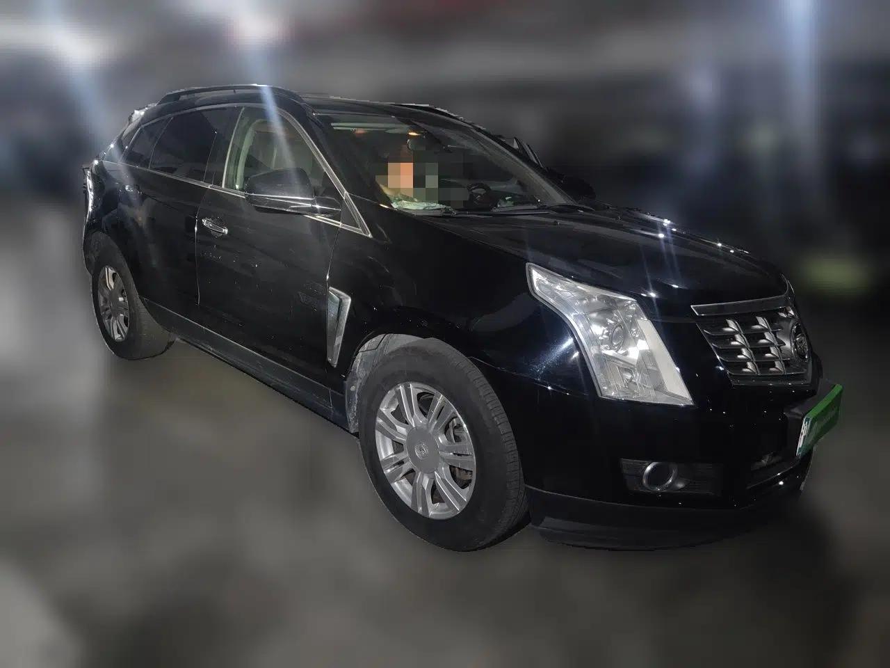 Cadillac SRX 2015 3.0L Comfort Version — миниатюра 3