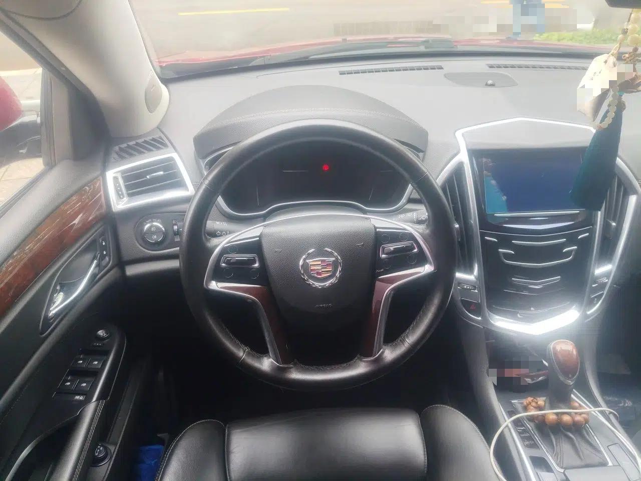 Cadillac SRX 2013 3.0L Elite Model — миниатюра 11