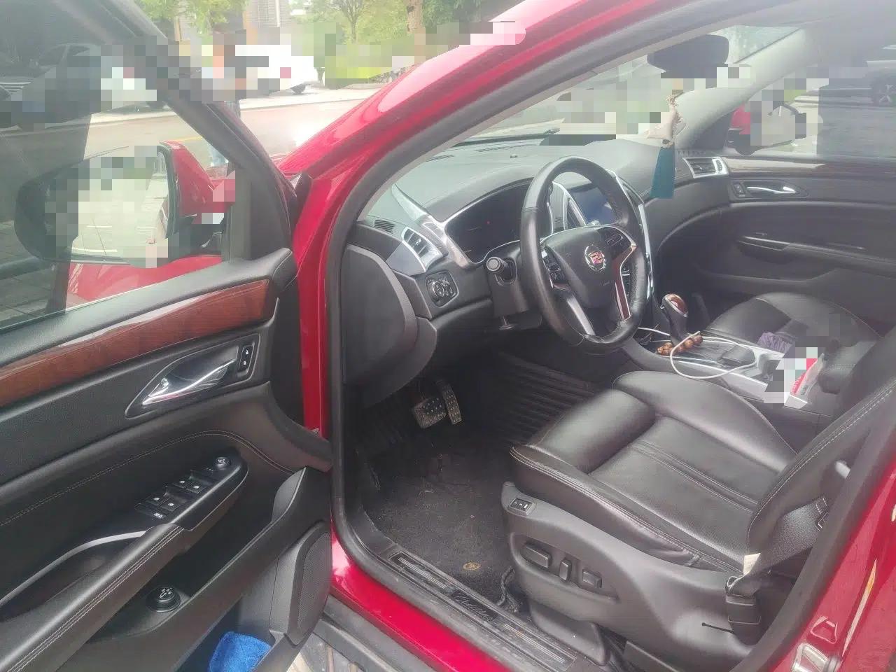 Cadillac SRX 2013 3.0L Elite Model — миниатюра 17