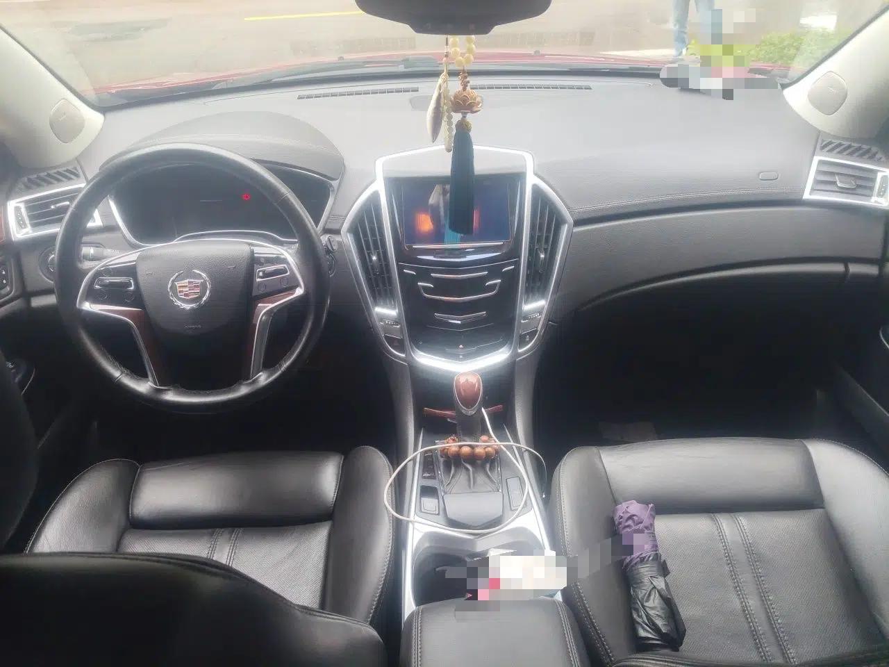 Cadillac SRX 2013 3.0L Elite Model — миниатюра 10