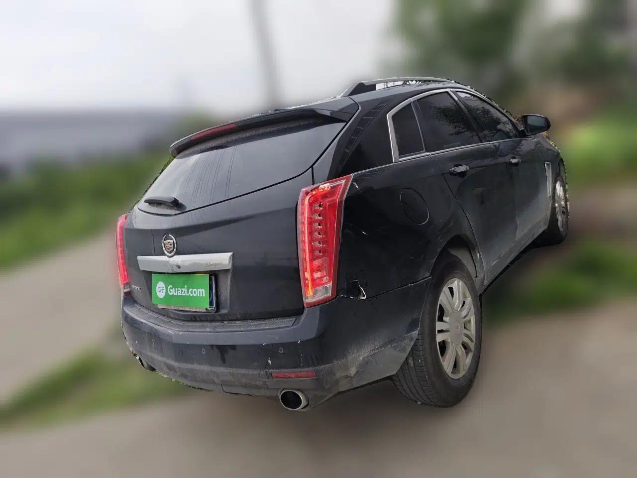Cadillac SRX 2013 3.0L Elite Model — миниатюра 6