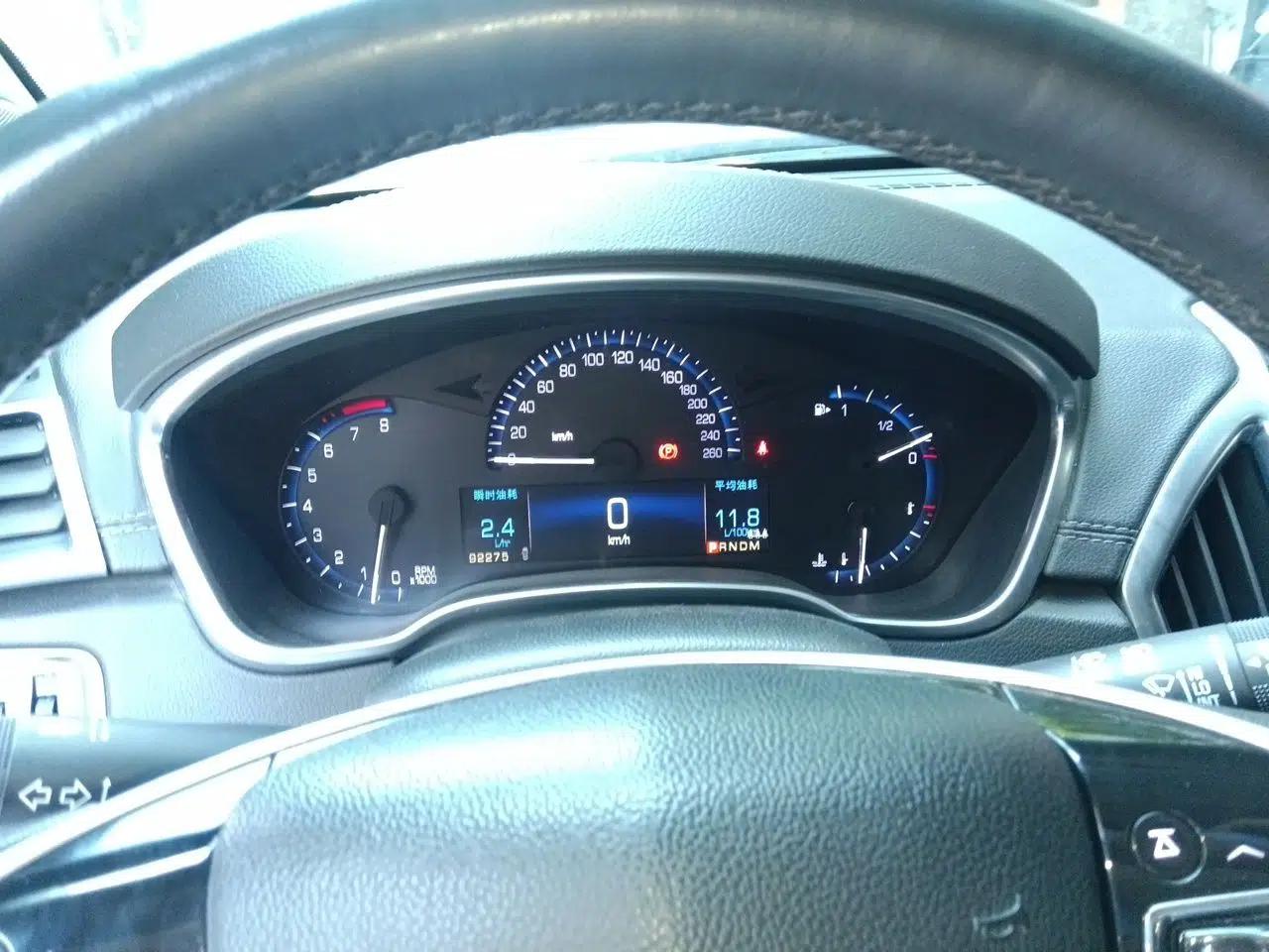 Cadillac SRX 2015 3.0L Elite Model — миниатюра 12