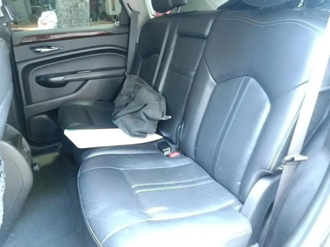 Cadillac SRX 2015 3.0L Elite Model — миниатюра 18