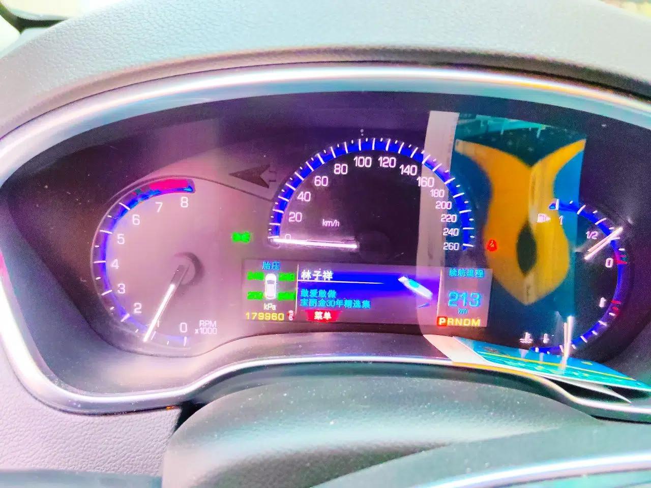 Cadillac SRX 2014 3.0L Leading Model — миниатюра 12