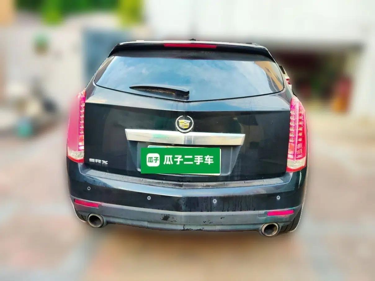 Cadillac SRX 2014 3.0L Leading Model — миниатюра 5