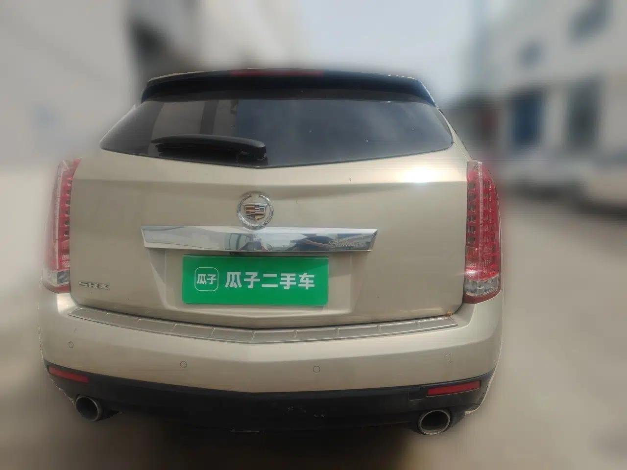 Cadillac SRX 2012 3.0L Elite Edition — миниатюра 5