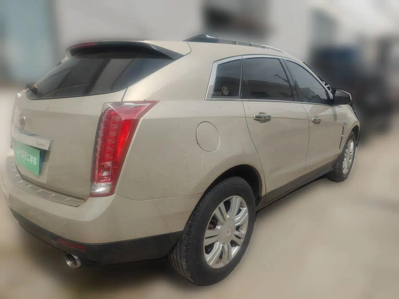 Cadillac SRX 2012 3.0L Elite Edition — миниатюра 6